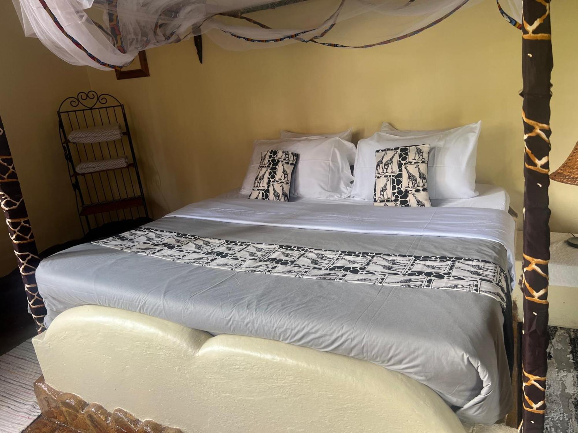 Nyore Hillside Retreat Mbarara Exteriör bild
