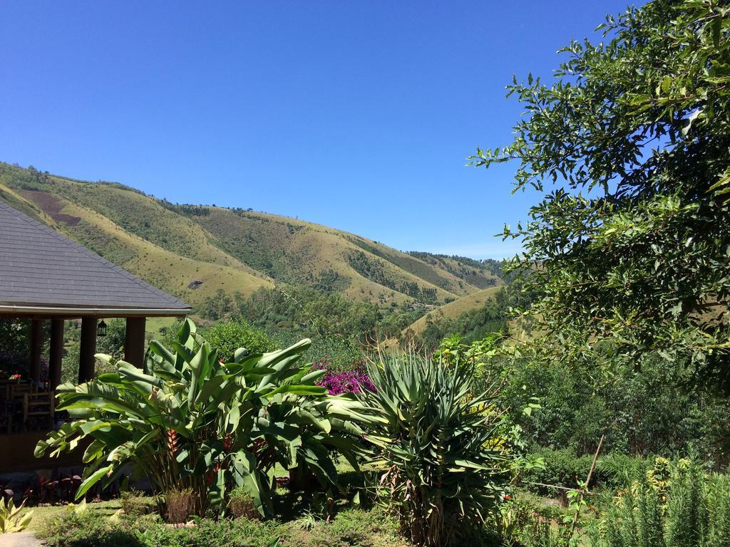 Nyore Hillside Retreat Mbarara Exteriör bild
