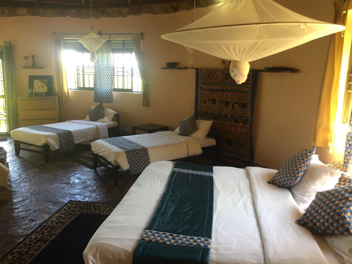 Nyore Hillside Retreat Mbarara Exteriör bild